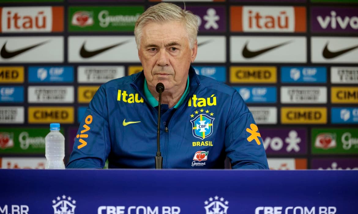 Wesley é cortado da Seleção Brasileira por lesão em amistoso